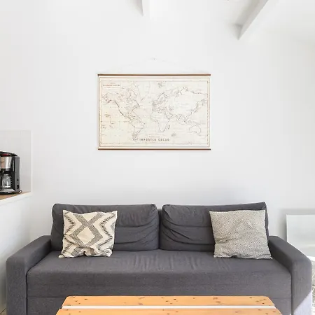 Maison De A L'entree De La Holiday home *